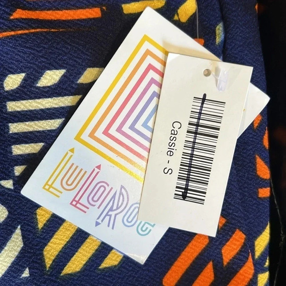 LulaRoe Cassie Pencil Mini Skirt Geometric Shapes NWT 12 - Picture 4 of 6
